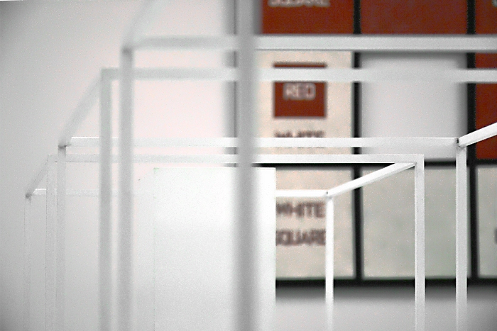 Fabian Fröhlich, Köln, Museum Ludwig, Sol Lewitt, Red Square, White Letters