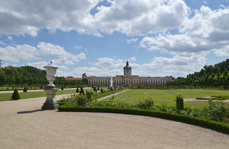 Schloss Charlottenburg, Gartenseite, Parterre