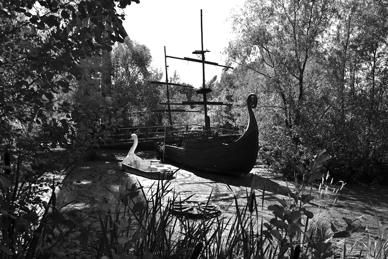 Spreepark Plänterwald im Herbst, Piratenschiff, Schanenboot, Fabian Fröhlich