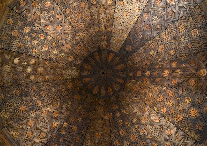 Berlin, Holzkuppel aus der Torre de las Damas der Alhambra (Museum für Islamische Kunst)