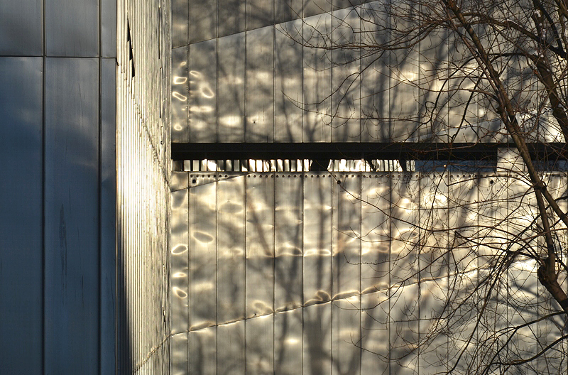 Jüdisches Museum Berlin, Daniel Libeskind, Außenansicht der Fassade