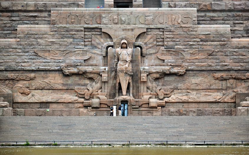 Völkerschlachtdenkmal Leipzig, basis mit St.Michael