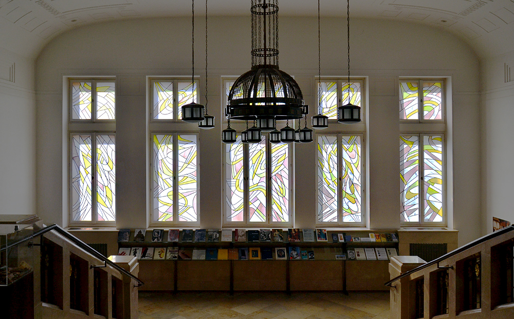 Bleiglasfenster von K.O.Götz in den Kunstsammlungen Chemnitz