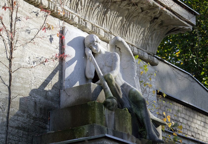 Friedhof Berlin Wilmersdorf, Thanatos, Grabstätte Marie Kopp