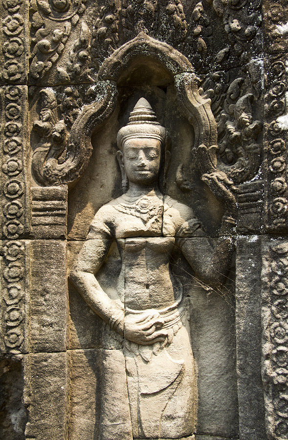 Angkor, Banteay Kdei, Apsara