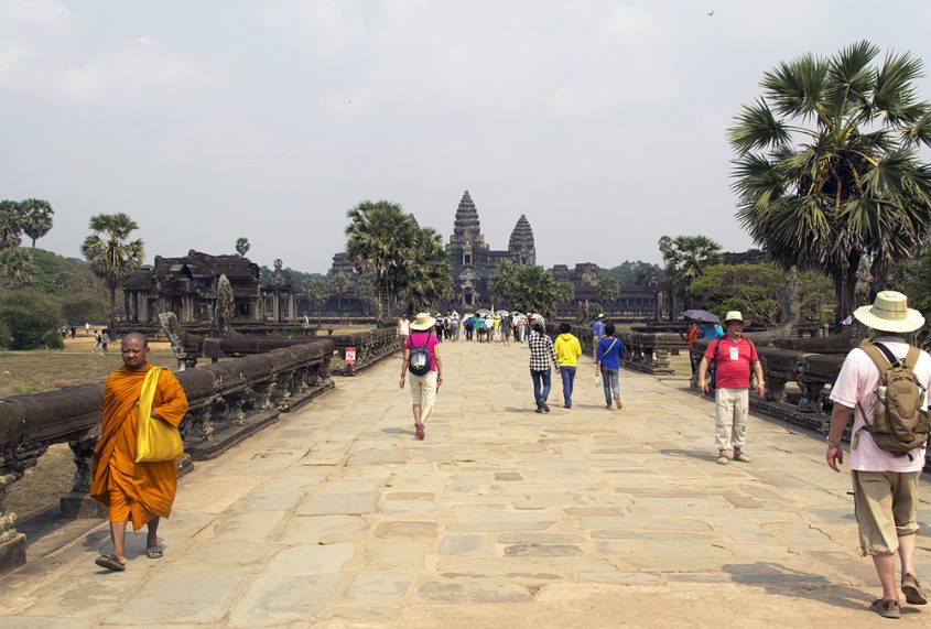 Angkor Wat, Damm und Tempel