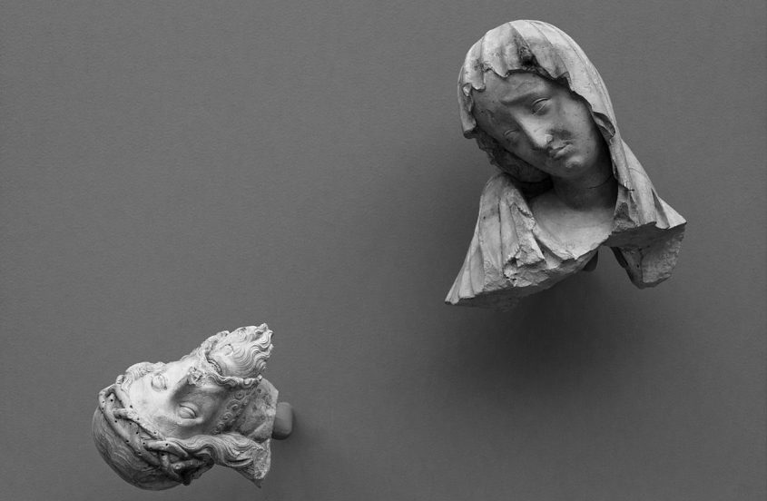 Bode-Museum, Ausstellung Das verschwundene Museum, Zwei Fragmente einer Pieta, Prag