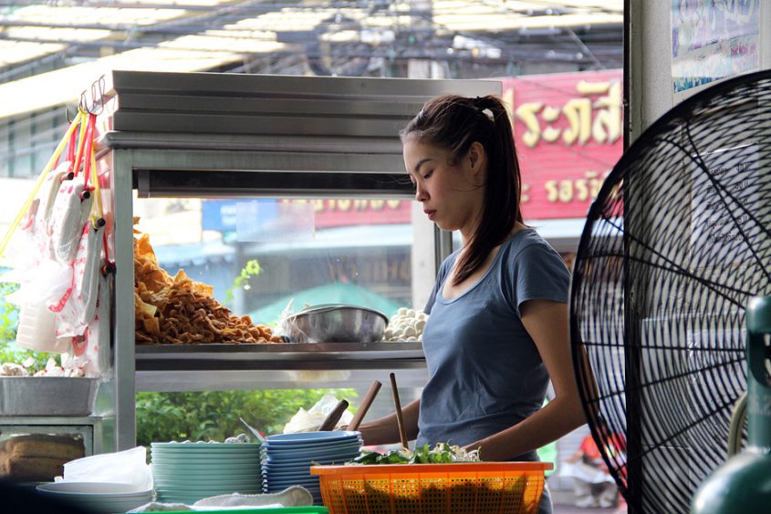 Bangkok, Thanon Chakrabongse, Street Food