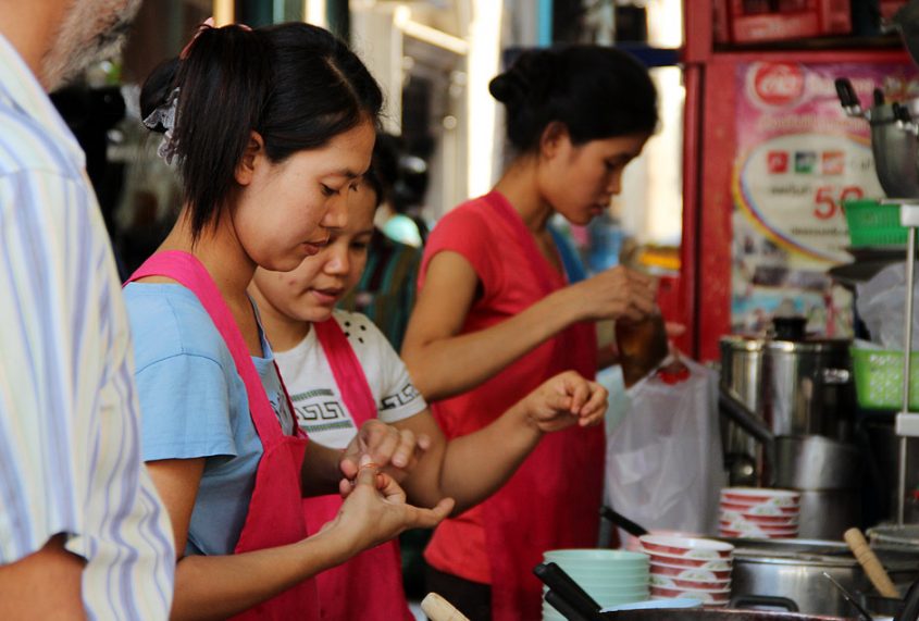 Bangkok, Chinatown, Samphanthawong, Thanon Yoawarat