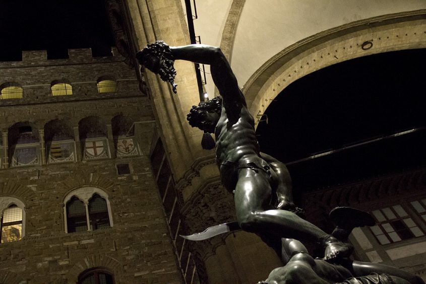 Florenz bei Nacht, Loggia dei Lanzi, Perseus