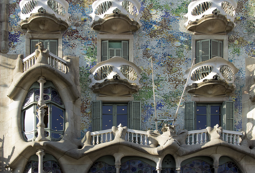 Barcelona, Casa Batlló von Antoni Gaudi, Manzana de la Discordia, Fassade am Passeig de Gracia