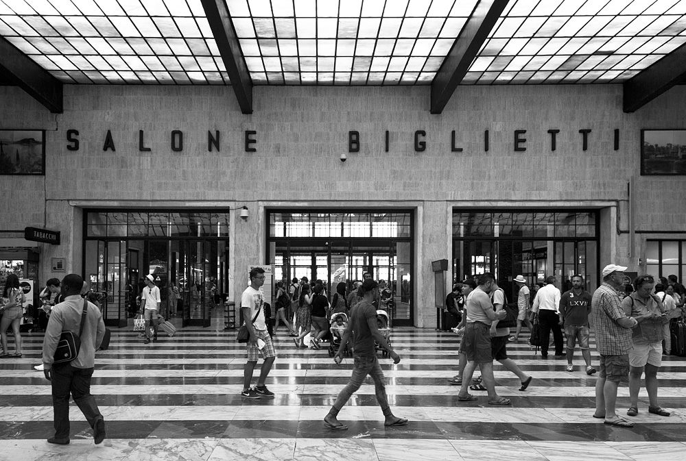 Bahnhof Firenze Santa Maria Novella, Salone Biglietti