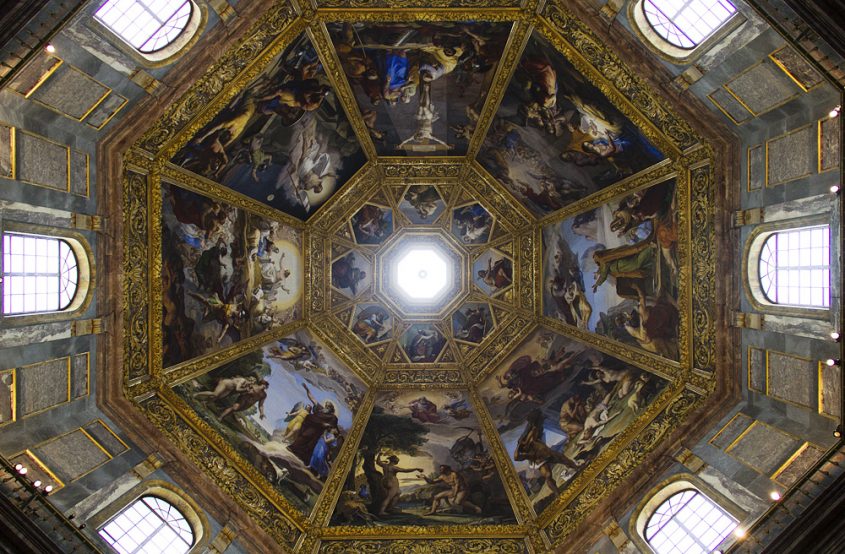 Florenz, San Lorenzo, Deckenfresko von Pietro Benvonuti in der Capella dei Principi