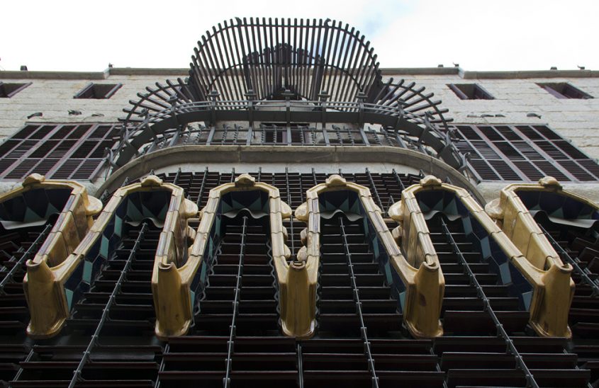 Barcelona, Palau Güell, Antoni Gaudi, Rückseitige Fassade