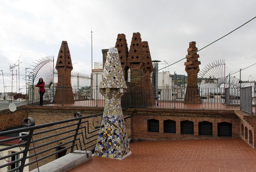 Barcelona, Palau Güell, Antoni Gaudi, Schornsteine auf der Dachterrasse