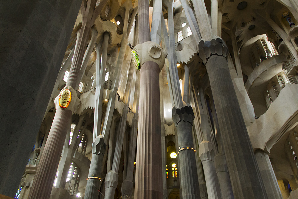 Barcelona, Sagrada Familia, Vierung mit Säulen der vier Evangelisten