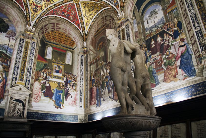Duomo di Siena, Drei Grazien in der Piccolomini-Bibliothek