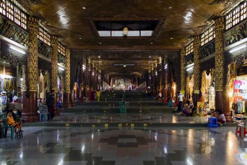 Yangon, Shwedagon Pagoda, South Entrance
