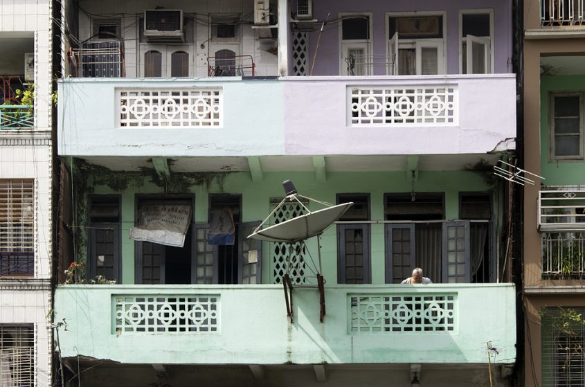 Yangon, Balkon