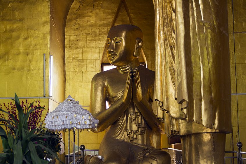 Mandalay, Shweyataw Buddha