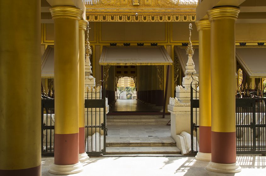 Mandalay, Kyauktawgyi-Pagode