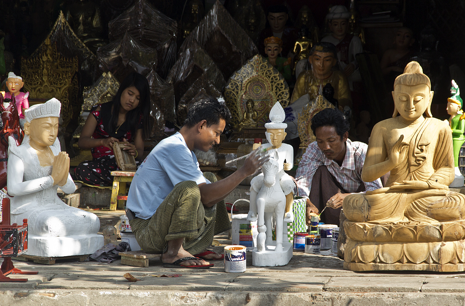 Mandalay, Workshop, Mahamuni-Pagode