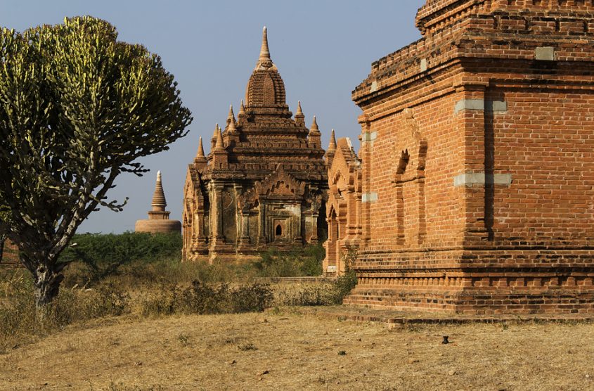 Neu-Bagan, Tempel