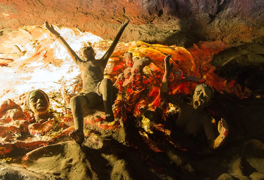 Fabian Fröhlich, Singapore. Haw par Villa, Ten Courts of Hell