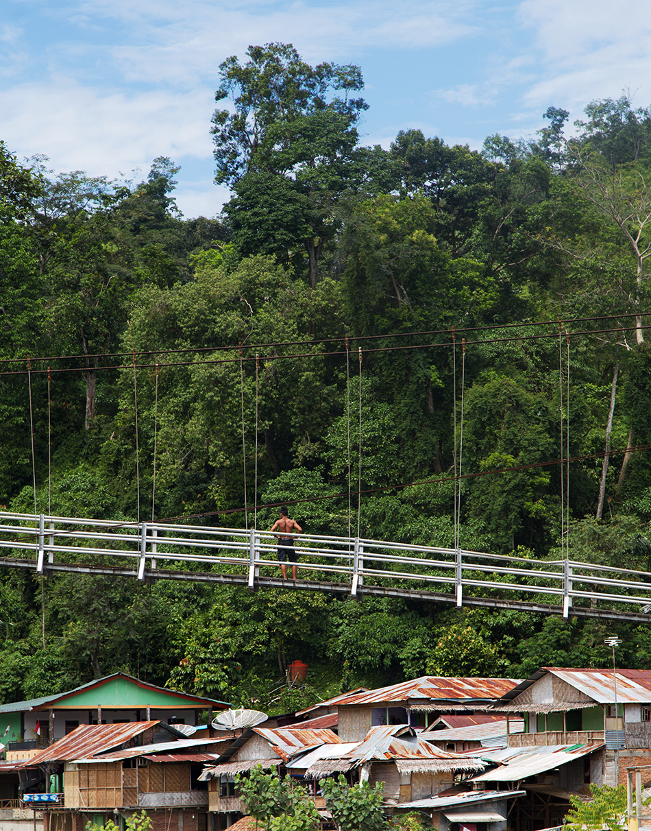 Fabian Fröhlich, Bukit Lawang, Sumatra, Suspension Bridge