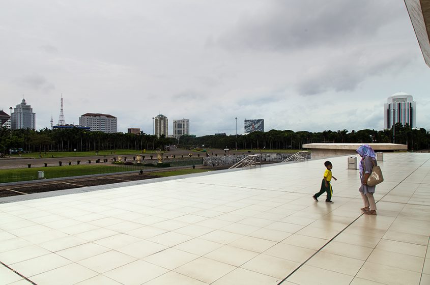 Fabian Fröhlich, Jakarta, Monumen Nasional