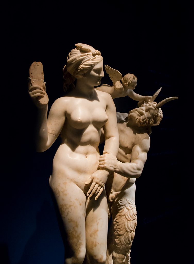 Fabian Fröhlich, National Archaeological Museum of Athens, Marble group of Aphrodite with Pan and Eros