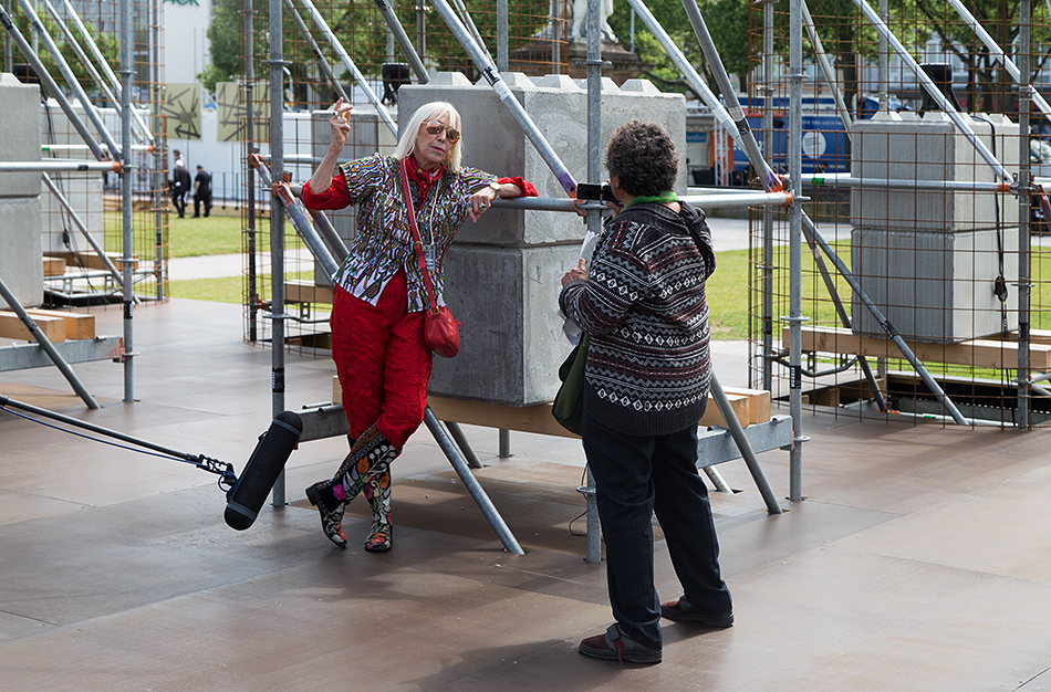 Fabian Fröhlich, documenta 14, Kassel, Marta Minujin, The Parthenon of Books