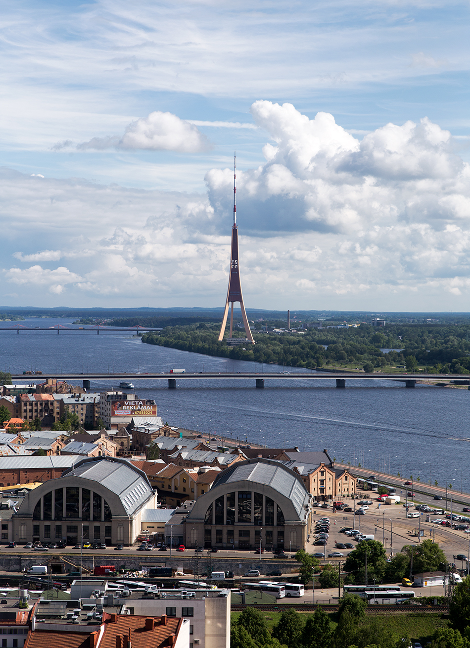 Fabian Fröhlich, Riga, Riga Radio and TV Tower, seen from St. Peter's Church