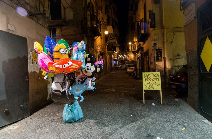 Neapel / Napoli, Via Portacaresse a Montecalvario