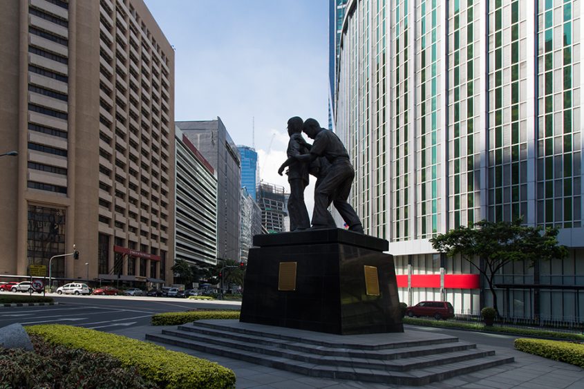 Fabian Fröhlich, Manila, Makati, Ninoy Aquino Monument