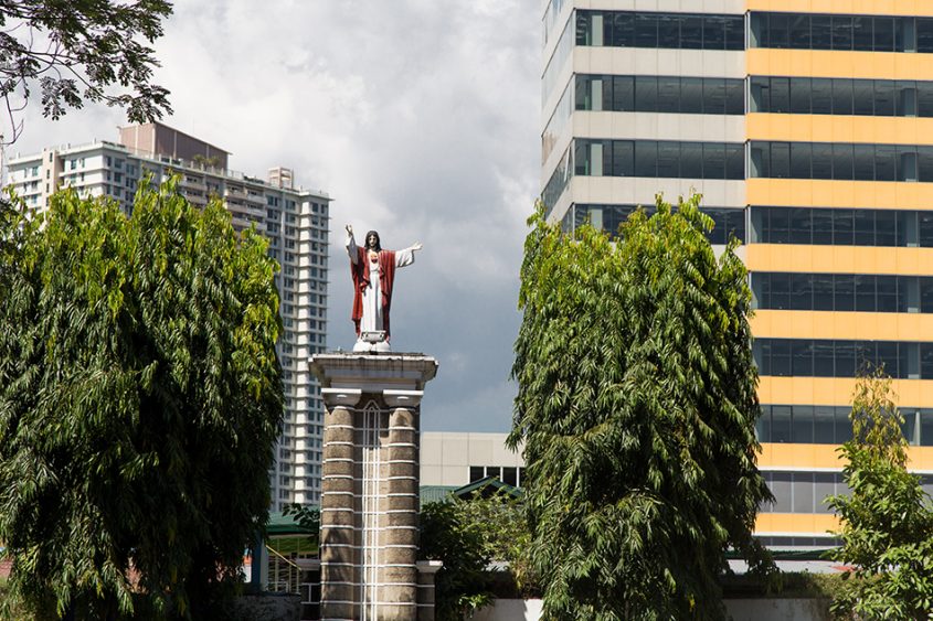 Fabian Fröhlich, Manila, Makati,