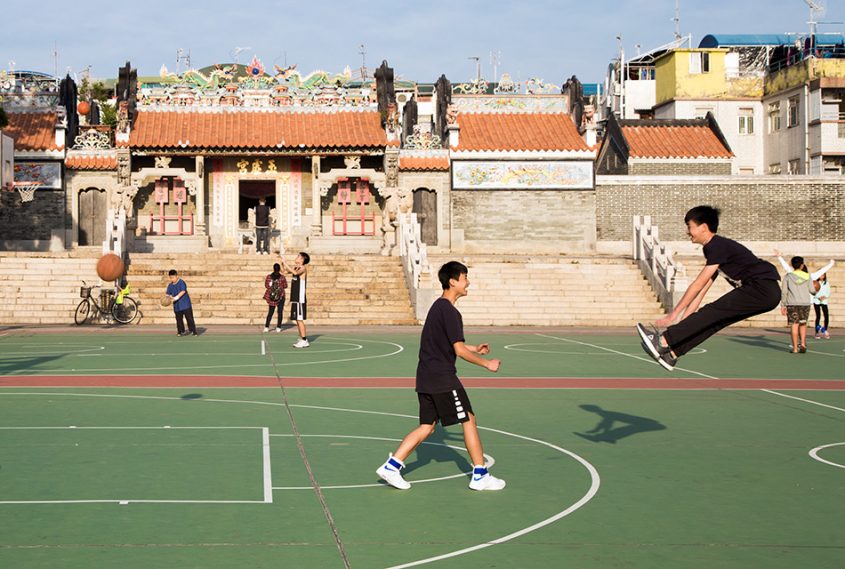 Fabian Fröhlich, Hongkong, Cheung Chau, Pak Tai Temple Playground