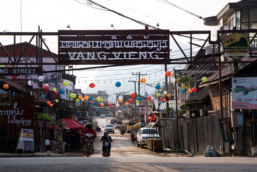 Fabian Fröhlich, Vang Vieng, Street view