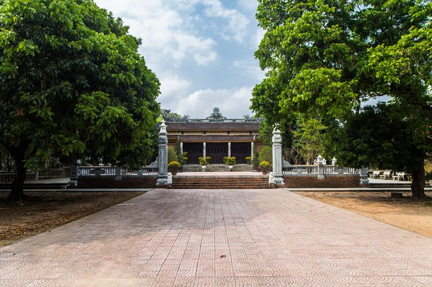 Fabian Fröhlich, Vietnam, Huế, Báo Quốc Temple (Chùa Báo Quốc)