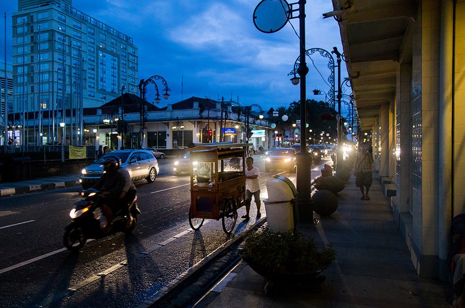 Fabian Fröhlich, Java, Bandung, Jalan Asia Afrika