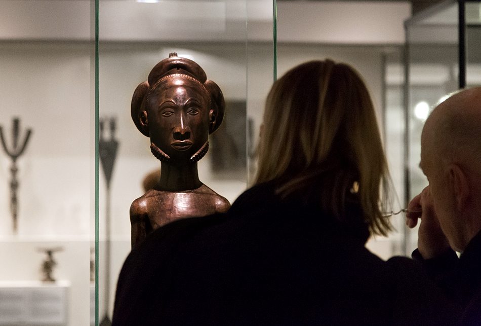 Fabian Fröhlich: Unvergleichlich: Kunst aus Afrika im Bode-Museum, Männliche Ahnenfigur, Hemba (Demokratische Republik Kongo)