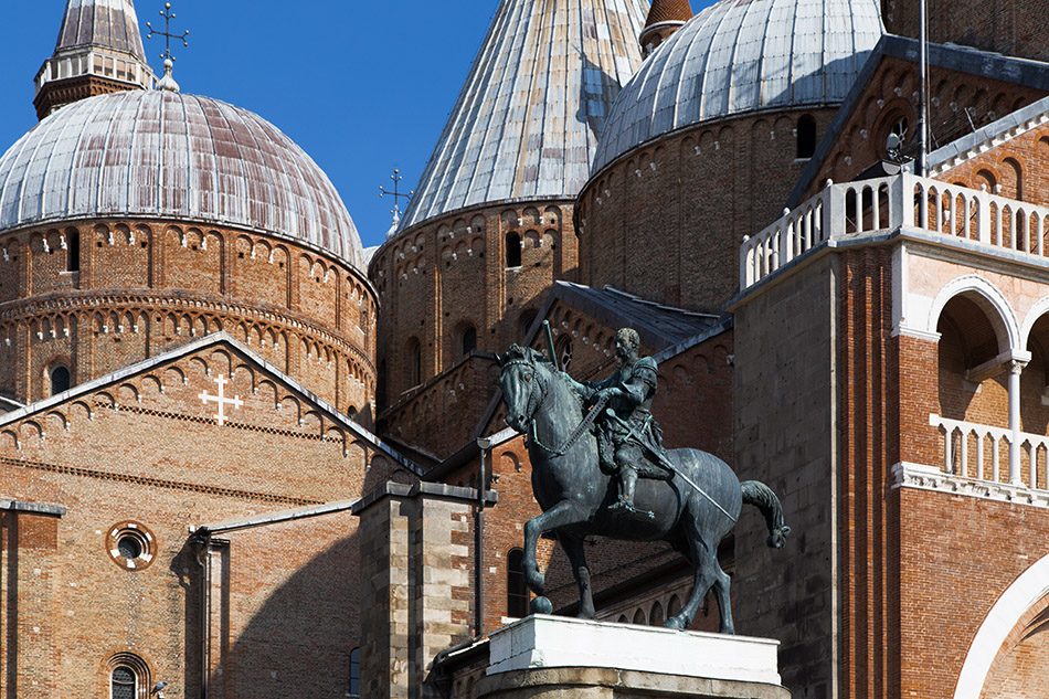 Fabian Fröhlich, Padova, Basilica di Sant'Antonio, with Equestrian Statue of Gattamelata by Donatello