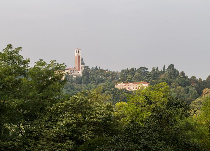 Fabian Fröhlich, Vicenza, View from Villa Valmarana ai Nani to Santuario della Madonna di Monte Berico