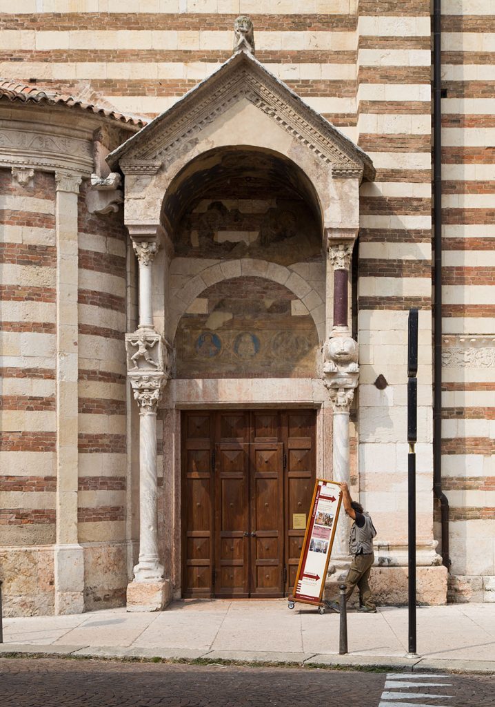 Fabian Fröhlich, Verona, Duomo, South portal