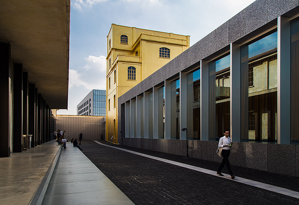 Fabian Fröhlich, Milano, Fondazione Prada, Courtyard, Courtyard and Haunted House
