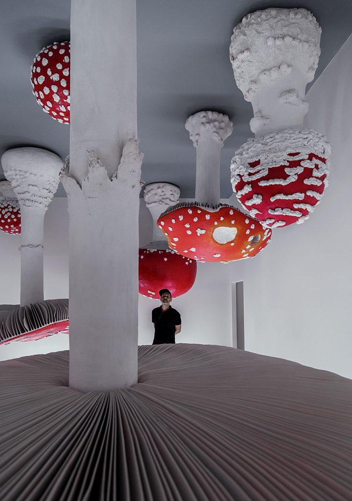 Fabian Fröhlich, Milano, Fondazione Prada, Atlas,
