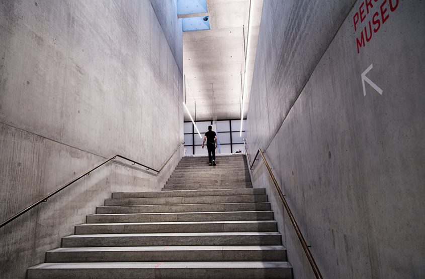 Berlin, Museen und Corona, Staircase, James-Simon-Galerie