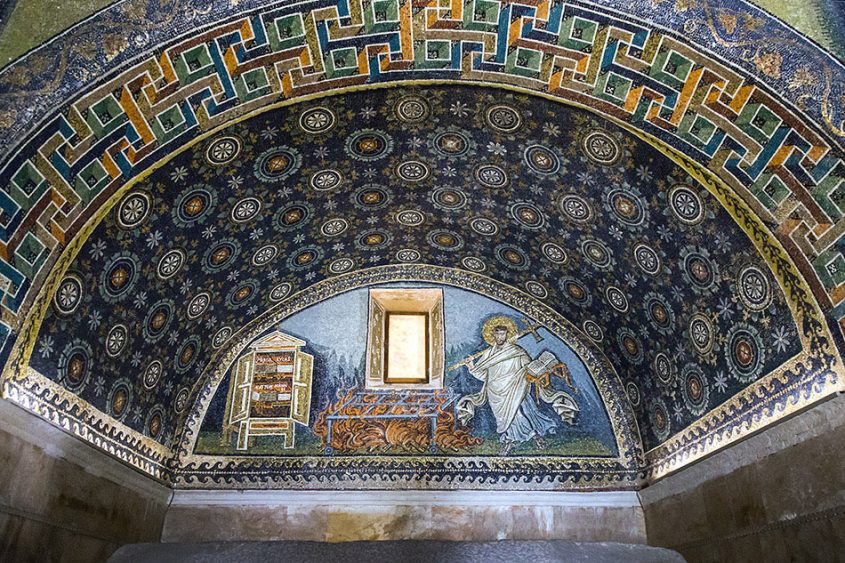 Ravenna, Mausoleo di Galla Placidia, Mosaic with the Martyrdome of Saints Lawrence