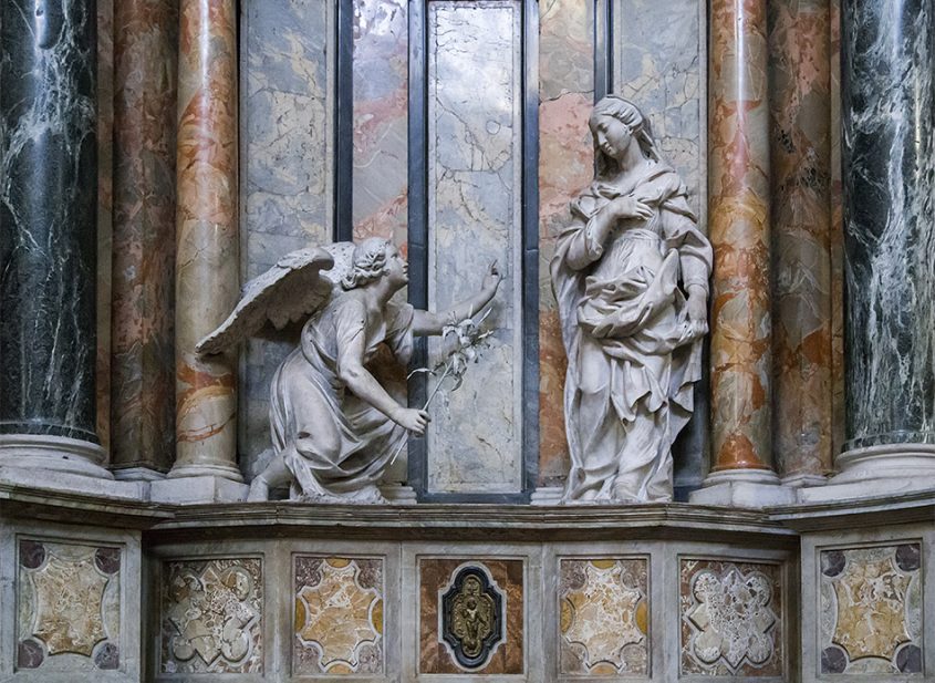 Torino,Real chiesa di San Lorenzo, Cappella dell'Annunciazione with Annunciation by Giuseppe Maria Carlone