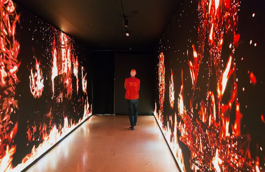 Valencia, Centro de Arte Hortensia Herrero, Mat Collishaw, Transformer